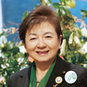 嘉田 由紀子